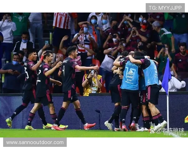 南京篮球队精英赛精彩配合分析展现团队默契与战术执行力